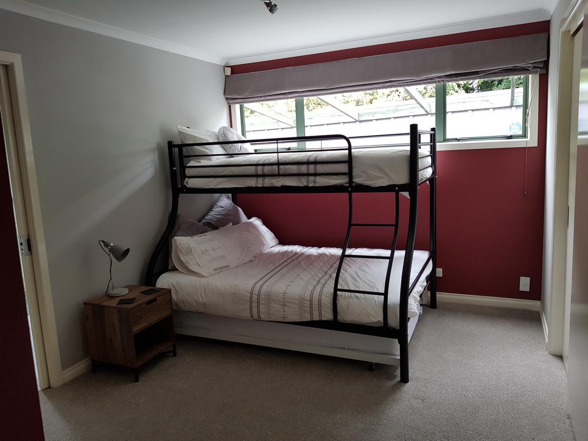 Central Taupo Townhouse ภายนอก รูปภาพ